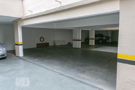 Apartamento para alugar com 77m², 2 quartos e 1 vagaGaragem