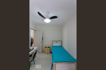 Apartamento para alugar com 77m², 2 quartos e 1 vagaquarto 2