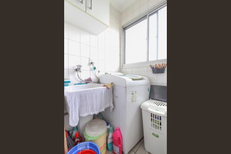 Apartamento à venda com 60m², 2 quartos e 2 vagasLavanderia