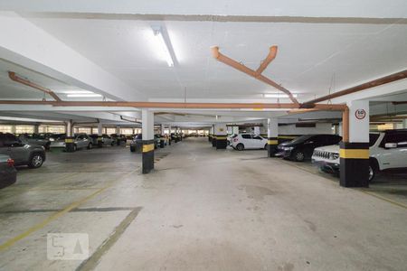 Apartamento para alugar com 71m², 3 quartos e 1 vagaGaragem