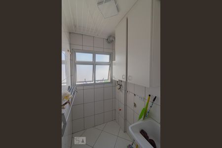 Apartamento para alugar com 71m², 3 quartos e 1 vagaÁrea de Serviço