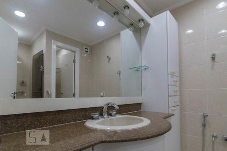 Apartamento para alugar com 157m², 4 quartos e 1 vaga Apartamento para alugar com 157m², 4 quartos e 1 vagaQuarto 4 - Suíte