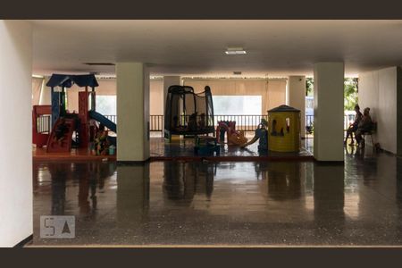 Apartamento para alugar com 157m², 4 quartos e 1 vaga Apartamento para alugar com 157m², 4 quartos e 1 vagaBrinquedoteca