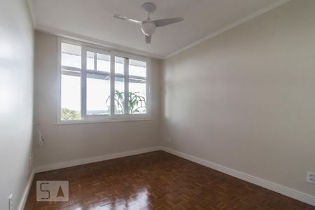 Apartamento para alugar com 157m², 4 quartos e 1 vaga Apartamento para alugar com 157m², 4 quartos e 1 vagaQuarto 2
