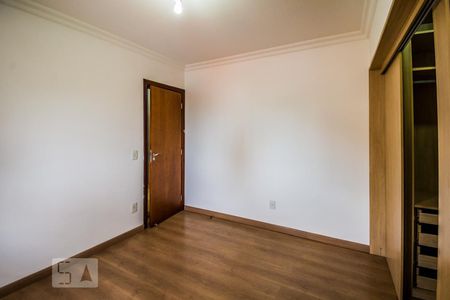 Suite 1 de apartamento à venda com 4 quartos, 150m² em Vila Itapura, Campinas