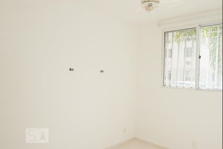 Quarto 1 de apartamento à venda com 2 quartos, 44m² em Vargem Pequena, Rio de Janeiro