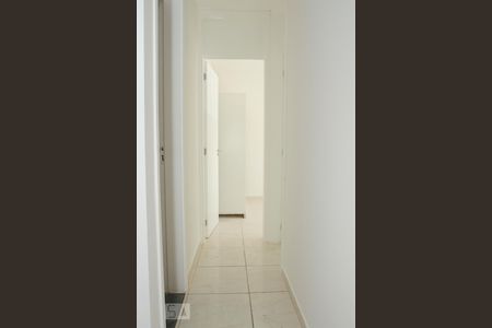 Corredor de apartamento para alugar com 2 quartos, 44m² em Vargem Pequena, Rio de Janeiro