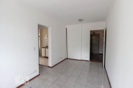 Apartamento à venda com 45m², 1 quarto e 1 vagaSala