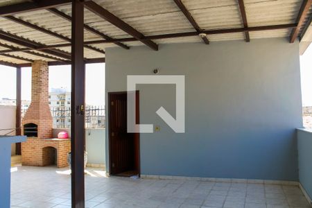 Casa de condomínio à venda com 163m², 3 quartos e 1 vaga Casa de condomínio à venda com 163m², 3 quartos e 1 vagaÁrea comum