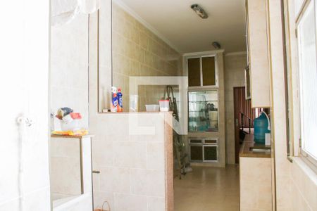 Casa de condomínio à venda com 163m², 3 quartos e 1 vaga Casa de condomínio à venda com 163m², 3 quartos e 1 vagaCozinha