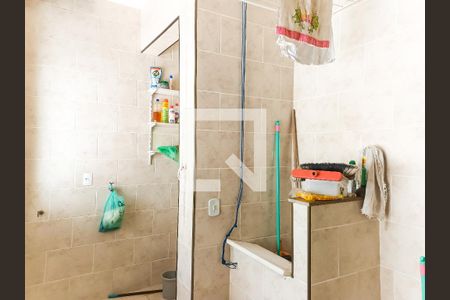 Casa de condomínio à venda com 163m², 3 quartos e 1 vaga Casa de condomínio à venda com 163m², 3 quartos e 1 vagaBanheiro