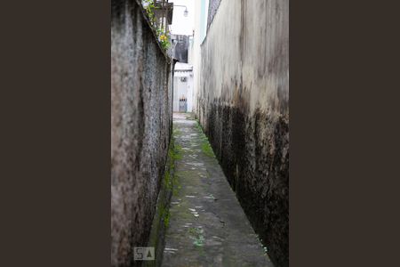 Corredor entrada de casa para alugar com 1 quarto, 40m² em Vila Guarani (z Sul), São Paulo