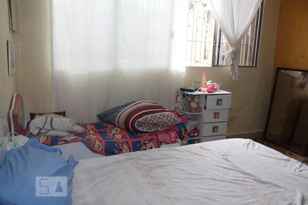 Casa à venda com 160m², 6 quartos e 2 vagasCasa 2 - Quarto