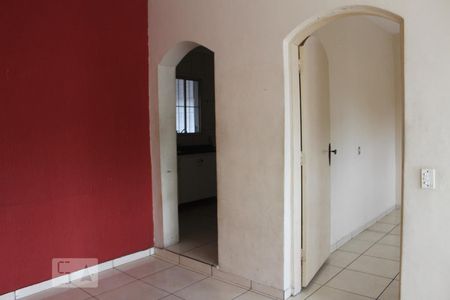 Sala de casa à venda com 6 quartos, 160m² em Vila União (zona Leste), São Paulo
