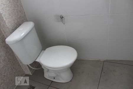 Casa à venda com 160m², 6 quartos e 2 vagasBanheiro 2