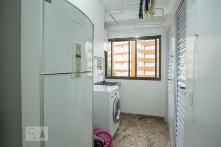 Apartamento à venda com 200m², 3 quartos e 3 vagasárea de serviço