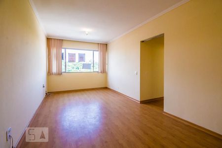 Apartamento para alugar com 87m², 3 quartos e sem vagaSala