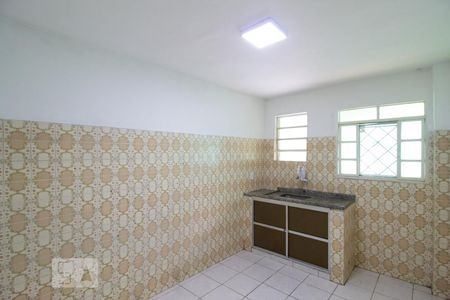 Cozinha de casa para alugar com 1 quarto, 50m² em Jardim Gopoúva, Guarulhos