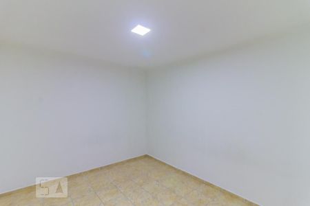 Quarto de casa para alugar com 1 quarto, 50m² em Jardim Gopoúva, Guarulhos