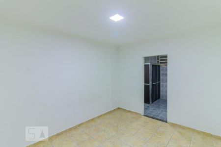 Quarto de casa para alugar com 1 quarto, 50m² em Jardim Gopoúva, Guarulhos