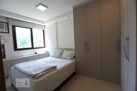 Suíte de apartamento para alugar com 2 quartos, 65m² em Rio Comprido, Rio de Janeiro