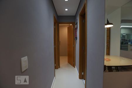 Corredor de apartamento à venda com 2 quartos, 65m² em Rio Comprido, Rio de Janeiro