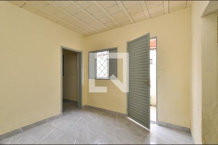 Sala de casa para alugar com 2 quartos, 65m² em Colégio Batista, Belo Horizonte