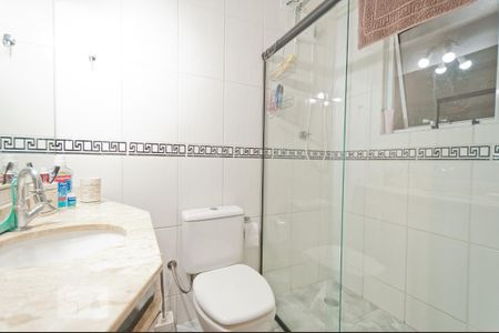 Casa à venda com 170m², 3 quartos e 2 vagas Casa à venda com 170m², 3 quartos e 2 vagasBanheiro 2º andar