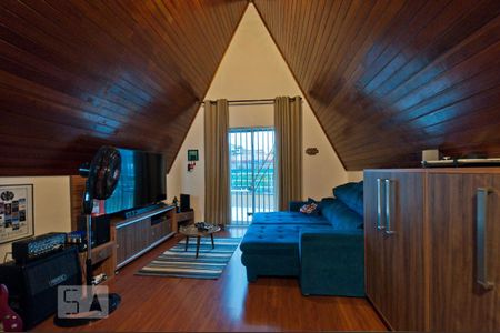Casa à venda com 170m², 3 quartos e 2 vagas Casa à venda com 170m², 3 quartos e 2 vagasSala de TV 2