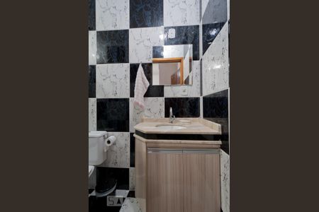 Casa à venda com 170m², 3 quartos e 2 vagas Casa à venda com 170m², 3 quartos e 2 vagasBanheiro Suíte 2