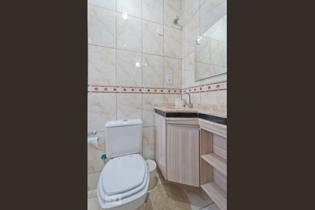 Casa à venda com 170m², 3 quartos e 2 vagas Casa à venda com 170m², 3 quartos e 2 vagasBanheiro Suíte 1