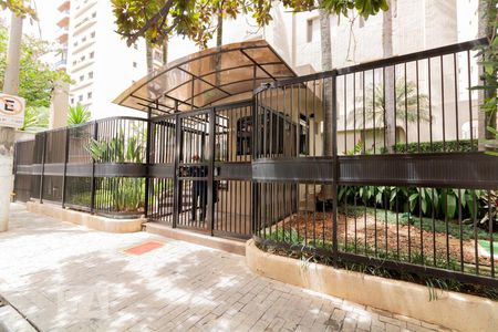 Apartamento à venda com 140m², 2 quartos e 2 vagasFachada