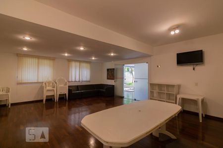 Apartamento à venda com 140m², 2 quartos e 2 vagasÁrea comum - Salão de festas