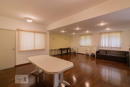 Apartamento à venda com 140m², 2 quartos e 2 vagasÁrea comum - Salão de festas