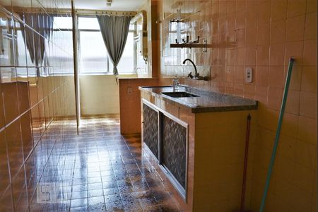 Apartamento para alugar com 98m², 2 quartos e 1 vagaCozinha