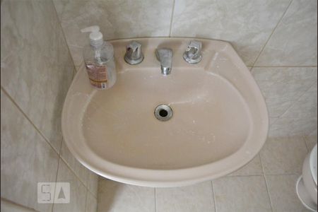 Apartamento para alugar com 98m², 2 quartos e 1 vagaBanheiro - Torneira