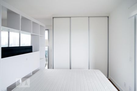 Studio para alugar com 58m², 1 quarto e 1 vagaStudio / Quarto 