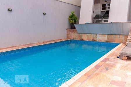 Casa à venda com 400m², 4 quartos e 4 vagasPiscina