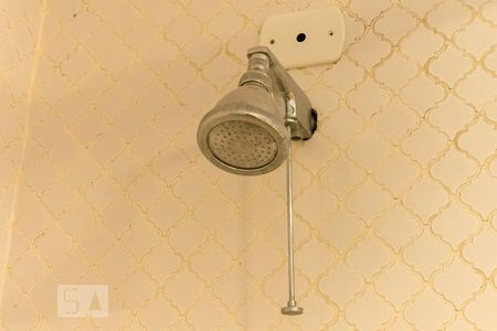 Casa à venda com 400m², 4 quartos e 4 vagasDetalhe do Banheiro da Suite master - Chuveiro