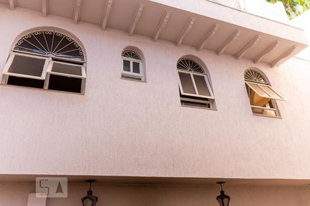 Casa à venda com 400m², 4 quartos e 4 vagasEdícula