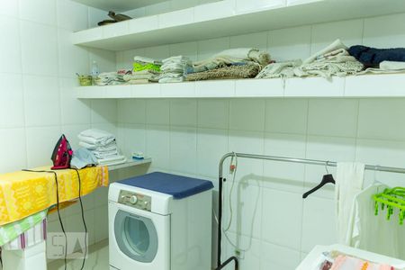 Casa à venda com 400m², 4 quartos e 4 vagasÁrea de Serviço