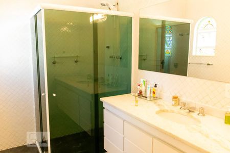 Casa à venda com 400m², 4 quartos e 4 vagasBanheiro da Suíte