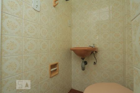 Apartamento para alugar com 94m², 3 quartos e sem vagaLavabo