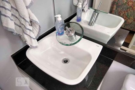 Apartamento à venda com 59m², 3 quartos e 1 vagaBanheiro da Suíte