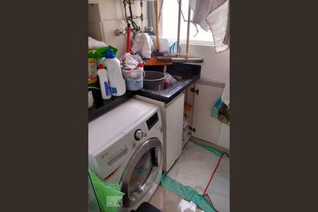 Apartamento à venda com 59m², 3 quartos e 1 vagaÁrea de Serviço