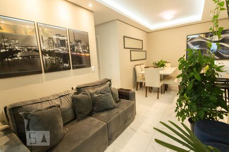 Apartamento para alugar com 79m², 3 quartos e 1 vagaSala