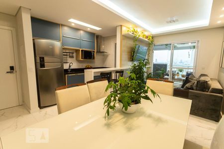 Apartamento para alugar com 79m², 3 quartos e 1 vagaSala