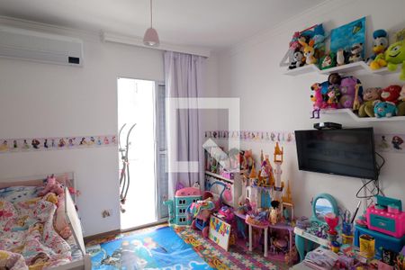 Casa à venda com 136m², 3 quartos e 2 vagasQuarto 3