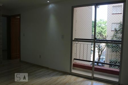 sala de apartamento à venda com 2 quartos, 47m² em Vila Carmosina, São Paulo