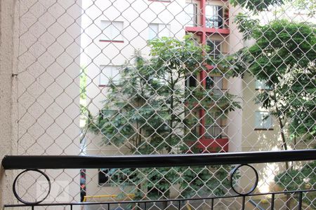 varanda de apartamento à venda com 2 quartos, 47m² em Vila Carmosina, São Paulo